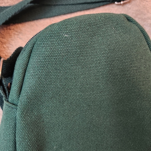 Small Crossbody Avocado Purse Bag Green. See pics for minor imperfections - Picture 5 of 12